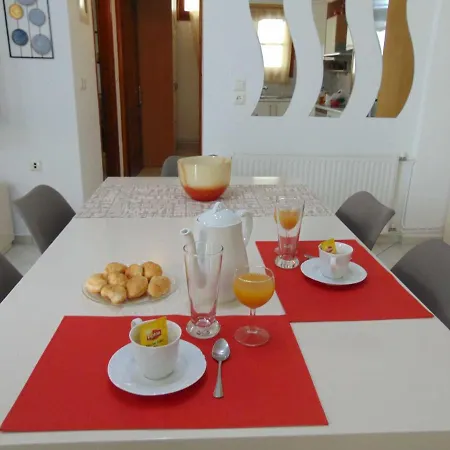 Eleni's Place Apartamento Naxos City