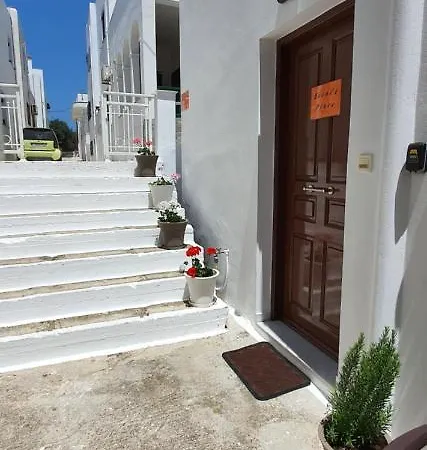 Eleni's Place Naxos City