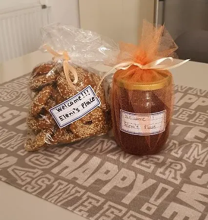 Eleni's Place * Naxos City