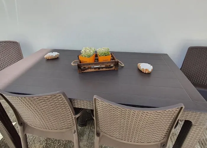 Eleni's Place * Naxos City