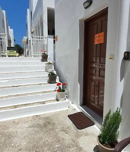 Eleni's Place Naxos City